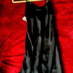 Jonathan Martin double reverse two color dress. More for like a small Petite.